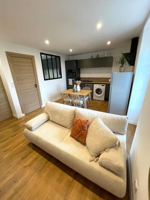 Appartement Calme Et Cosy Proche Centre Vue Chateau 维特雷 外观 照片